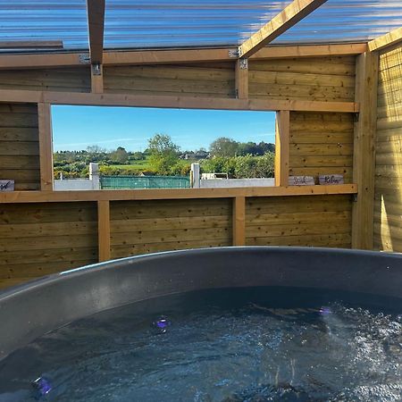 The Alpaca Farmhouse With Hot Tub And Alpaca Experience Included Dromara Extérieur photo